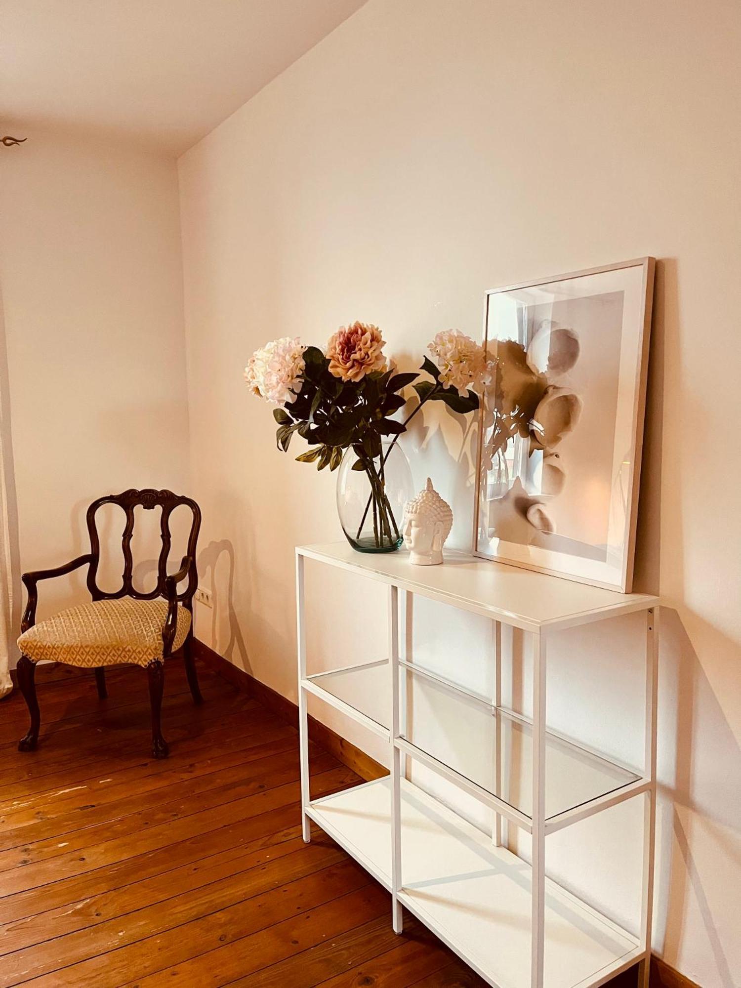 B E D & A G E D E S I G N -Extra Large- Wunderschoene Komplette Wohnung Mit Viel Platz & 4 Schlafzimmer B E D & A G E D E S I G N -Small- Wunderschoenes Zimmer Mit Bad Rechnungserstellung Fuer Geschaeftsreisende & Firmen Hünxe المظهر الخارجي الصورة