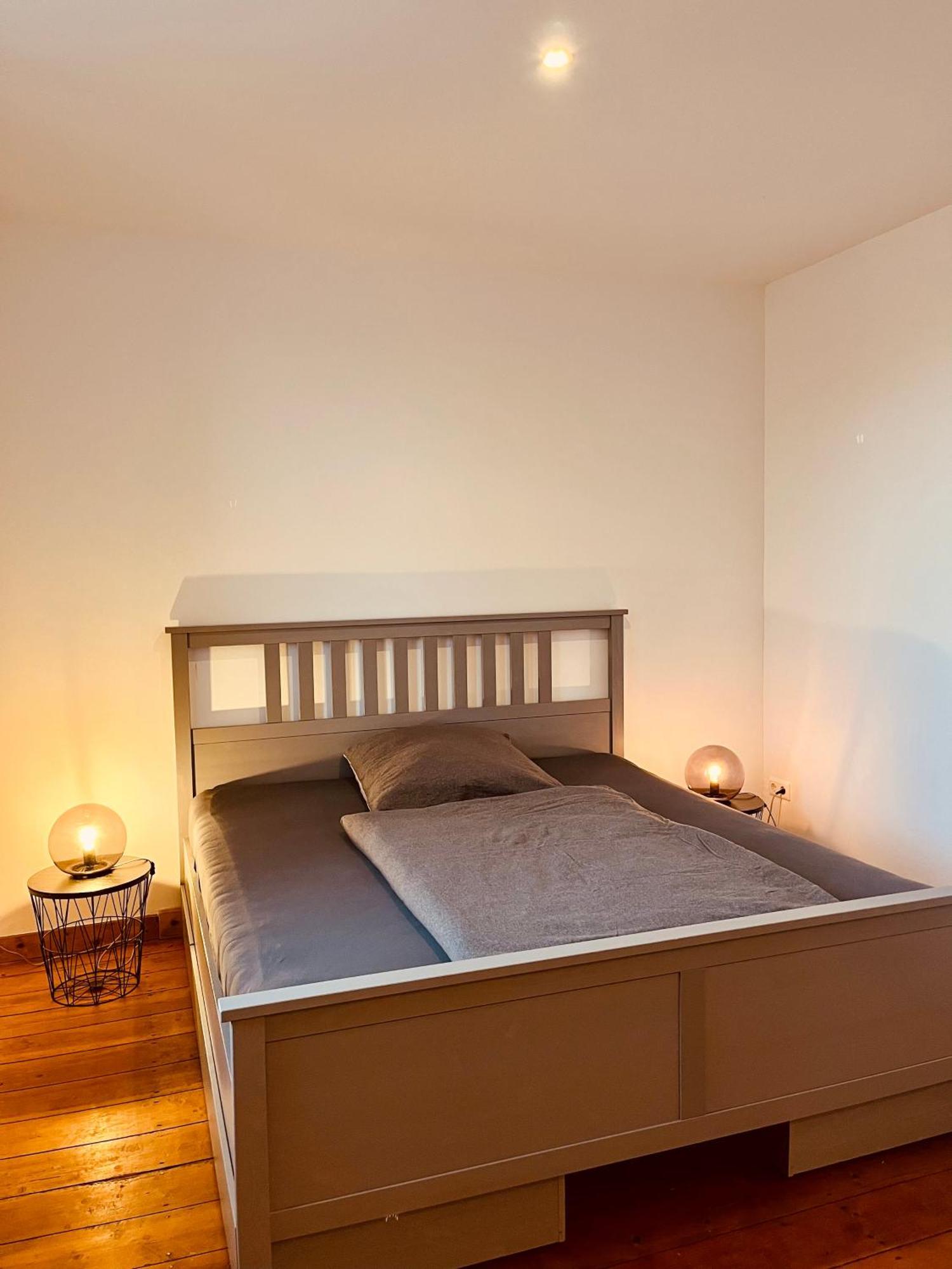 B E D & A G E D E S I G N -Extra Large- Wunderschoene Komplette Wohnung Mit Viel Platz & 4 Schlafzimmer B E D & A G E D E S I G N -Small- Wunderschoenes Zimmer Mit Bad Rechnungserstellung Fuer Geschaeftsreisende & Firmen Hünxe المظهر الخارجي الصورة
